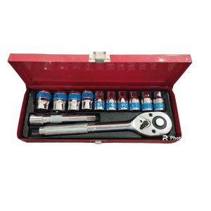 Juego De Ratchet 1/2 + Extensor 12 Pcs Caja metálica Roja